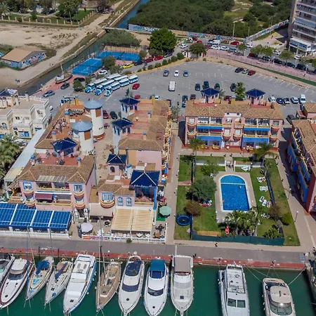1 Bedroom Beautiful In